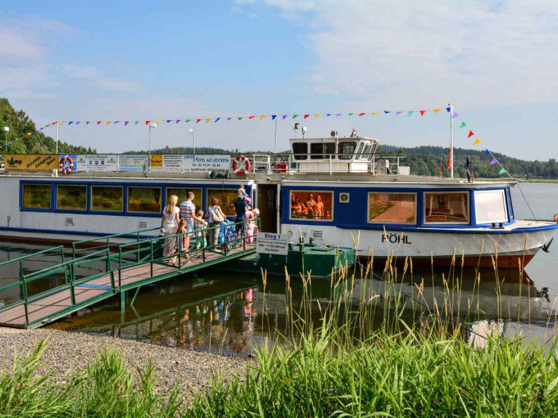 be-2022-vogtland-familie-schiff-zweckverband-talsperre-poehl