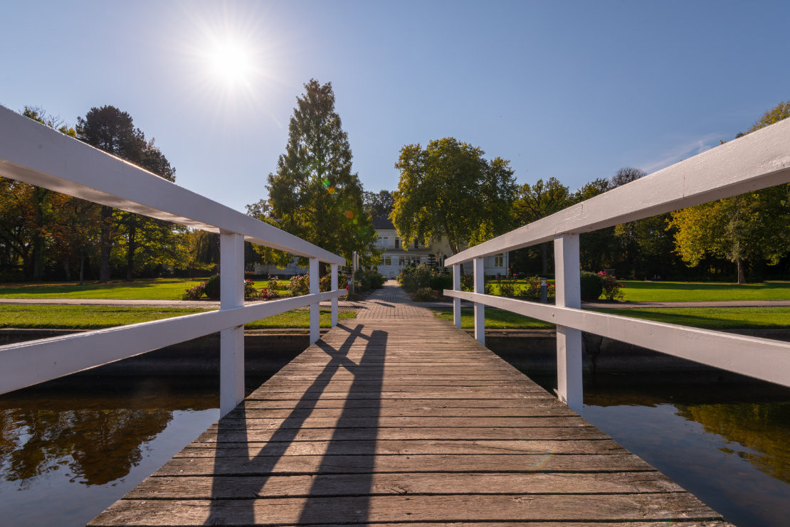 Bad Zwischenahn wurde als zweiter barrierefreier Ort in Niedersachsen ausgezeichnet - © TMN / Alexander Kaßner Bad Zwischenahn wurde als zweiter barrierefreier Ort in Niedersachsen ausgezeichnet - © TMN / Alexander Kaßner