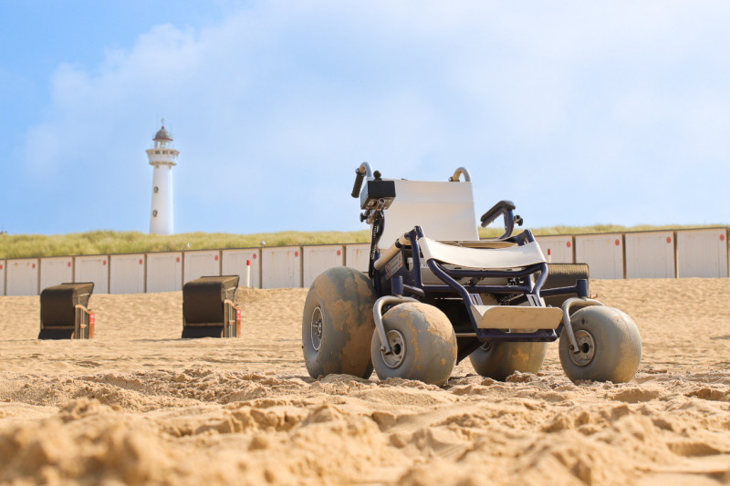 Mit ‚‚Jutter“ problemlos den Sandstrand erkunden - © HotelinEgmond.nl Mit ‚‚Jutter“ problemlos den Sandstrand erkunden - © HotelinEgmond.nl