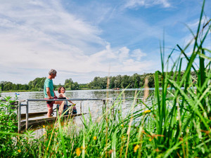 news-2023-barrierefrei-erleben-ag-leichter-reisen-baderampe-tv-fraenkisches-seenland-dzt-wegener-teaser