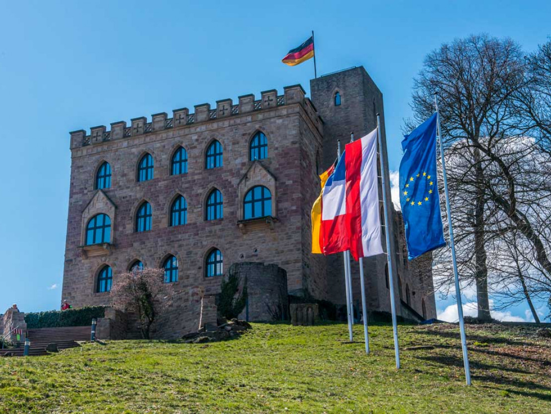 2019-barrierefrei-pfalz-hambacher-schloss-k-p-kappest