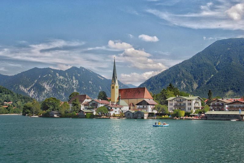 web-be-tegernsee-c-pixabayDuernsteiner