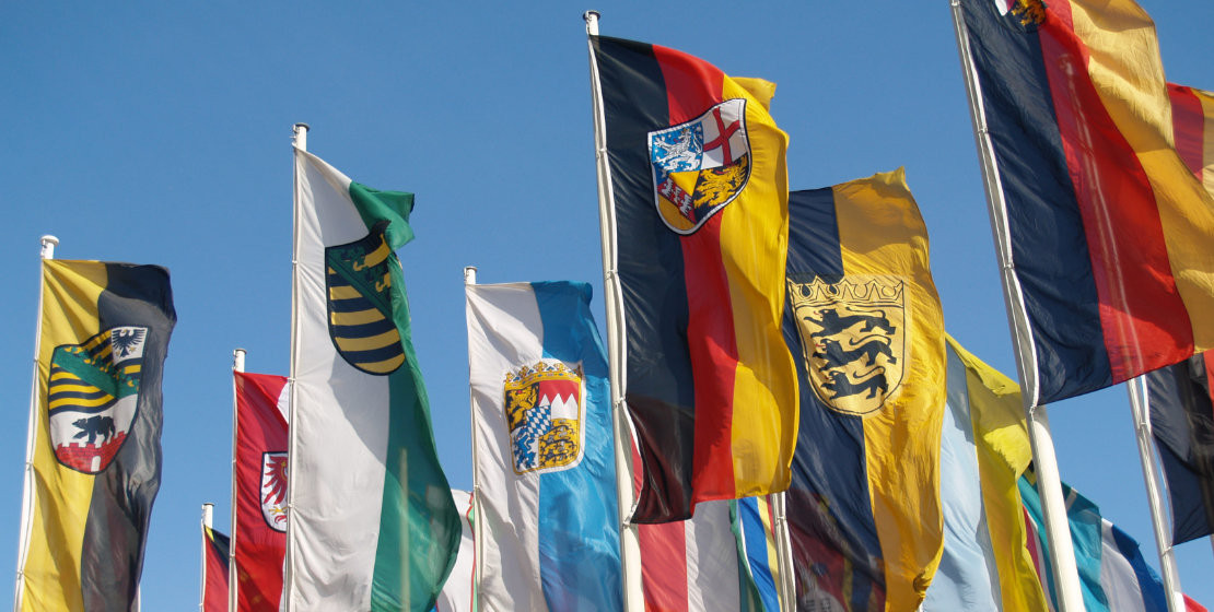 news-2024-barrierefrei-erleben-saarland-itb-saarlandflagge-susanne-renk-titel