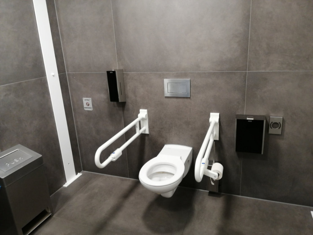 news-2024-be-toilette-fuer-alle-tfa-hauptbahnhof-koeln-01