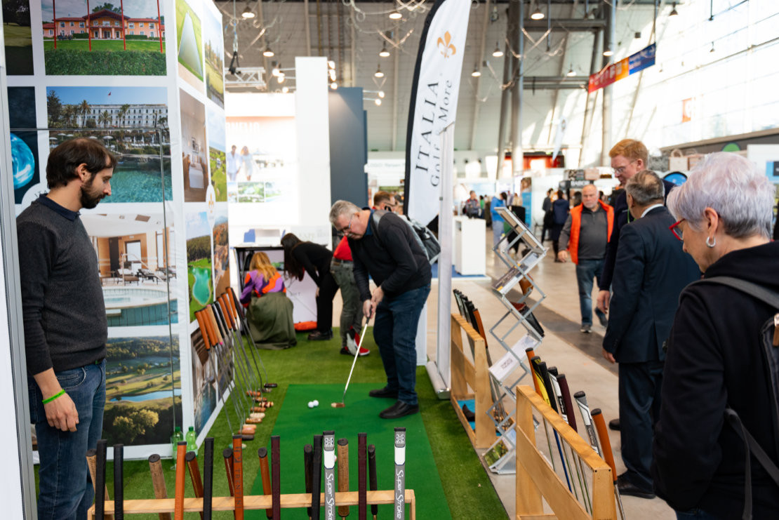 news-2025-barrierefrei-erleben-landesmesse-stuttgart-cmt-2024-w-245-golf