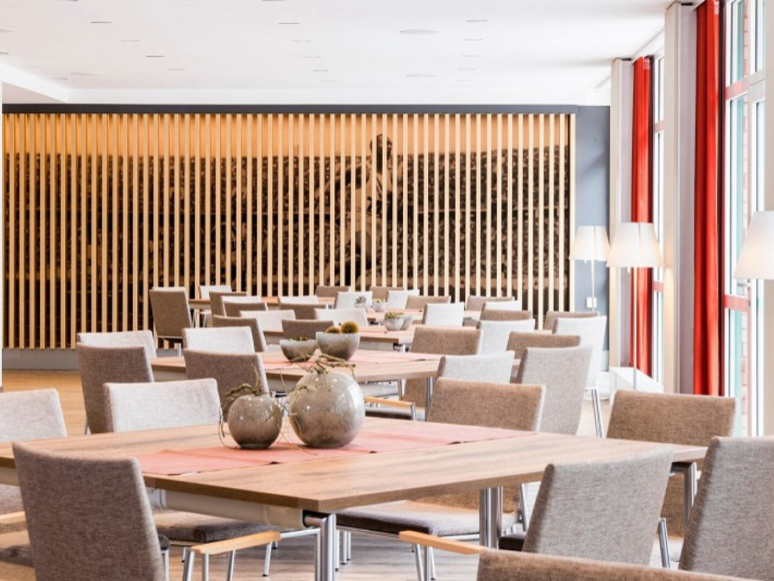 be-2025-k6-seminarhotel-halberstadt-hotelbar