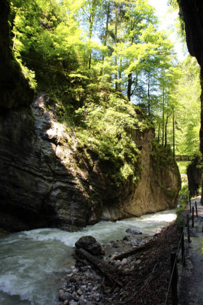 Partnachklamm für Alle - Seit Jahrzehnten zieht die Partnachklamm Naturbegeisterte in ihren Bann und ist für viele ein besonderes Highlight auf ihrer Reise durch Bayern. - © Peggy und Marco Lachmann-Anke auf Pixabay Partnachklamm für Alle - Seit Jahrzehnten zieht die Partnachklamm Naturbegeisterte in ihren Bann und ist für viele ein besonderes Highlight auf ihrer Reise durch Bayern. - © Peggy und Marco Lachmann-Anke auf Pixabay