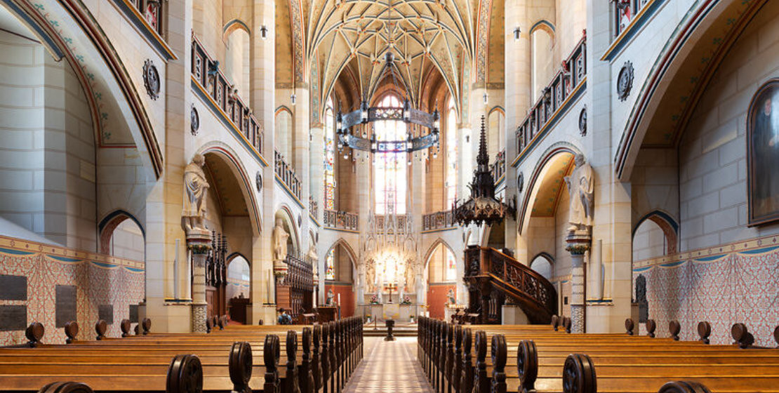 news-2025-barrierefrei-erleben-sachen-anhalt-wittenberg-innenansicht-schlosskirche-titel
