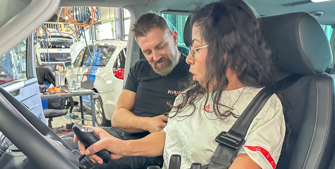 news-2025-barrierefrei-erleben-paravan-sabrina-ahmet-titel