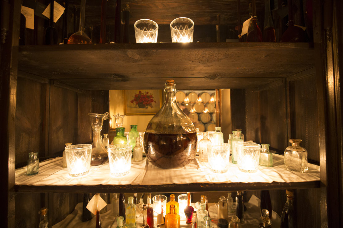 Weinessiggut Doktorenhof in Vennigen - Essigmutter im Gewölbekeller vom Weinessiggut Doktorenhof in Vennigen - © Tourismusbüro Verein SÜW Edenkoben, Thomas Kujat