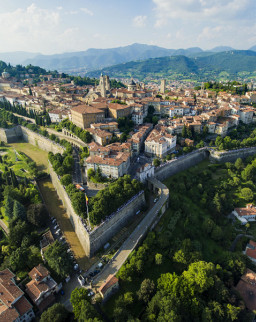 Bergamos Altstadt von oben © Visit Bergamo