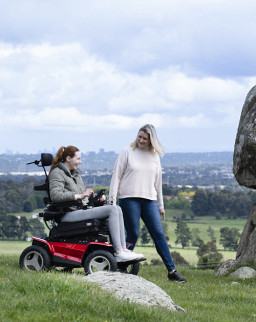 Neue Wege in die Natur mit Outdoor-Rollstühlen | © Sunrise Medical GmbH