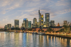 Skyline bei Sonnenuntergang - © Per Schorn
