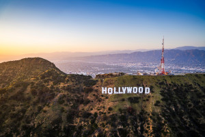 Hollywood Schriftzug im Abendlicht - © David H. Collier