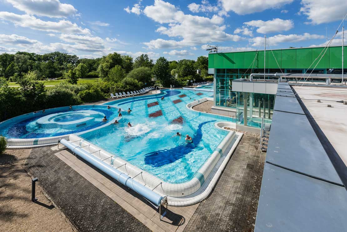 Weitläufige, barrierefreie Jod-Sole-Therme - Weitläufige, barrierefreie Jod-Sole-Therme - © BBM | Markus Tiemann Weitläufige, barrierefreie Jod-Sole-Therme - Weitläufige, barrierefreie Jod-Sole-Therme - © BBM | Markus Tiemann