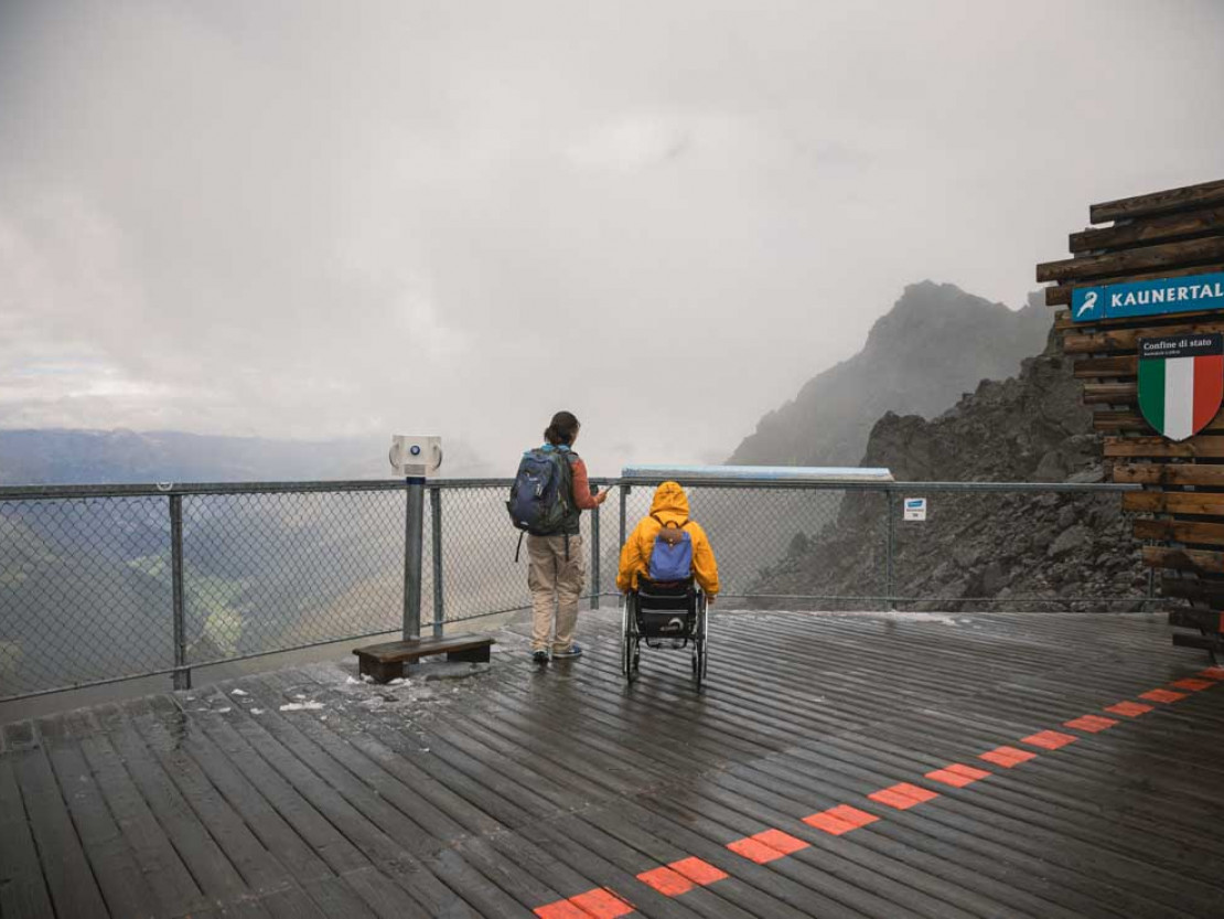 be-2021-kaunertal-c-tvb-tiroler-oberland-kaunertal-severin-wegener-barrierefrei-kaunertaler-gletscher-dreilaederblick-2020-7159